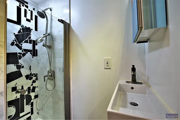 Rented by Brownstone Real Estate | media 7