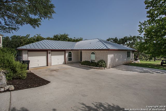 1st image of 1356 Kings Point Dr