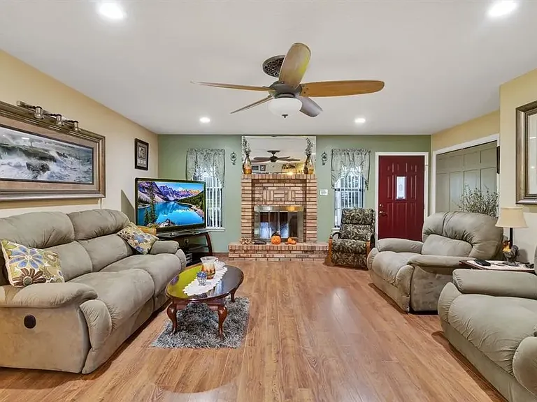 1730 Edna Dr — Photo 5