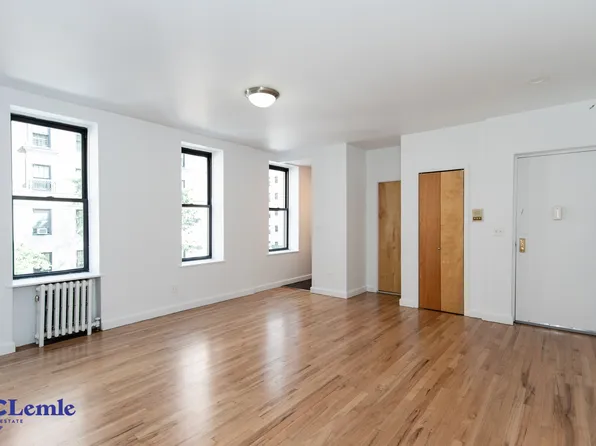 1324 Lexington Avenue 3C image 1 of 15
