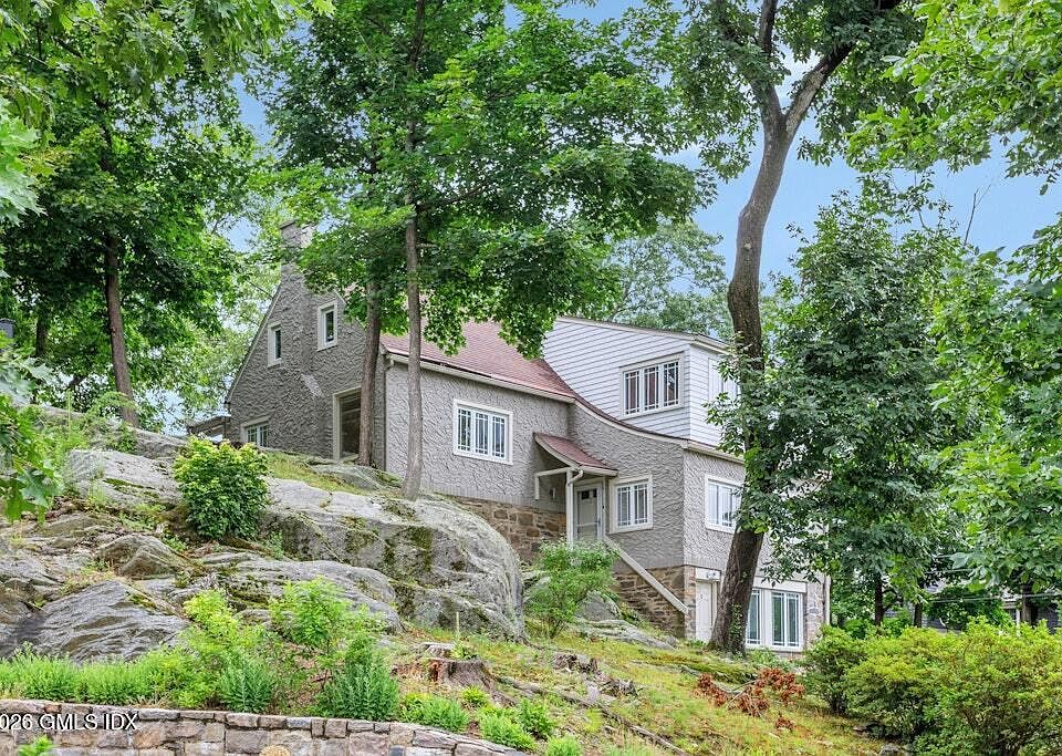1st image of 1 Hendrie Dr