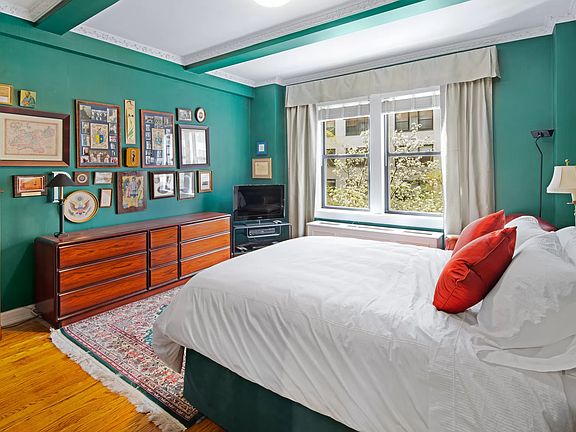 4th image of 425 E 51st St APT 3C