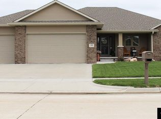1116 N Eastwood Dr, Fremont, NE 68025