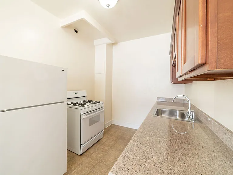 3507 Glen Park — Photo 9