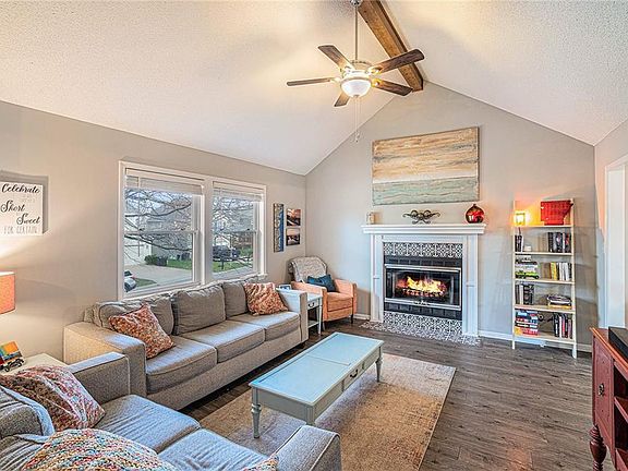 4th image of 10753 Rowland Ct