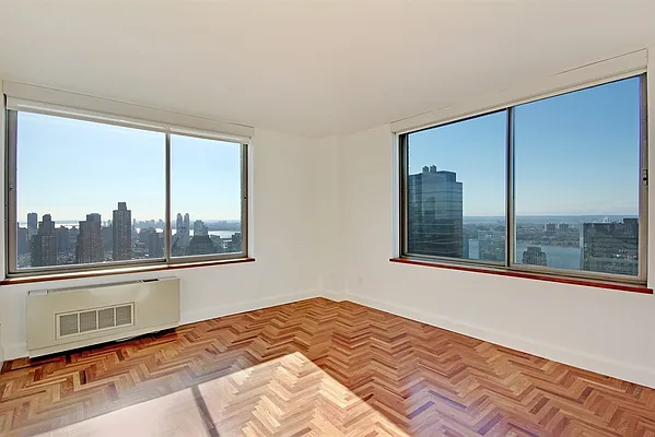 Rented by Corcoran | media 7