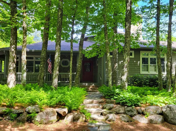 70 Lake Villas Way, Highlands, NC 28741