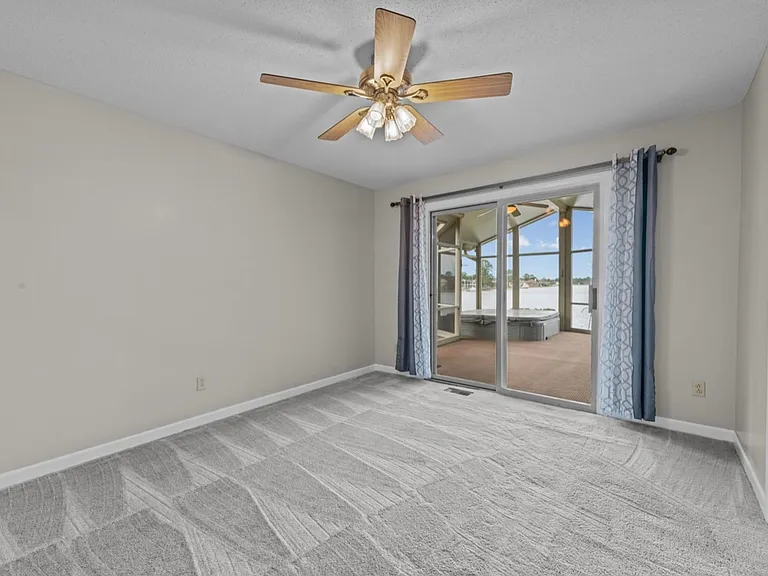 6012 Cardinal Dr — Photo 8