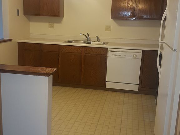 5th image of 725 Dean Dr APT 3