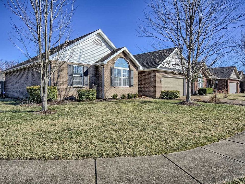 1st image of 4590 Mansfield Dr