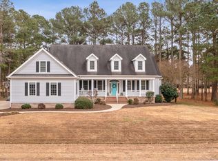 120 Scuppernong River Dr, Hertford, NC 27944