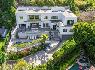 12148 Travis St, Los Angeles, CA 90049