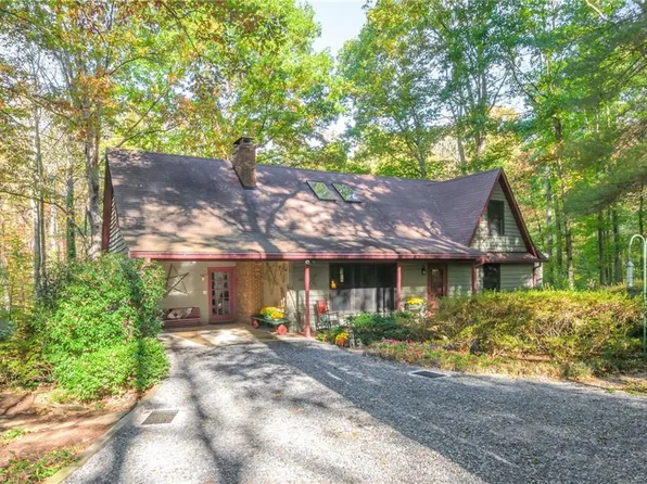 3314 Vienna Dozier Rd, Pfafftown, NC 27040