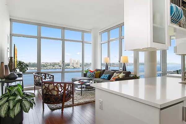 Rented by Corcoran | media 5