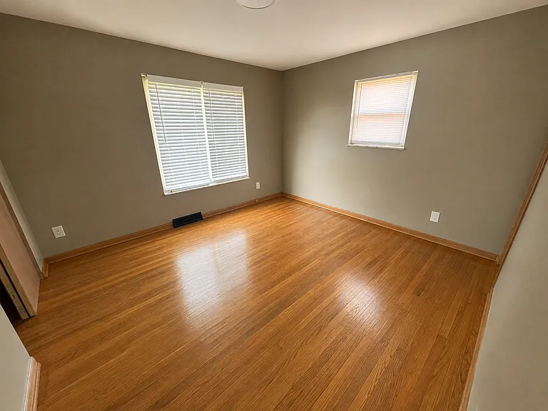 1287 Fowler Dr — Photo 6