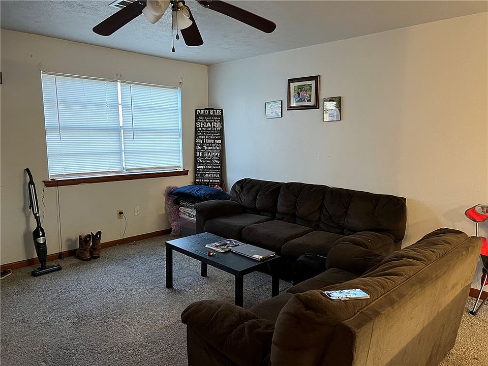 324 E Saint Louis Ave, Wetumka, OK 74883 MLS 1041732 Zillow