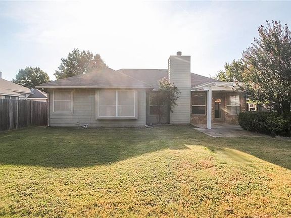 5th image of 4805 Thames Dr