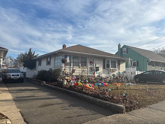 3rd image of 437 Raritan St