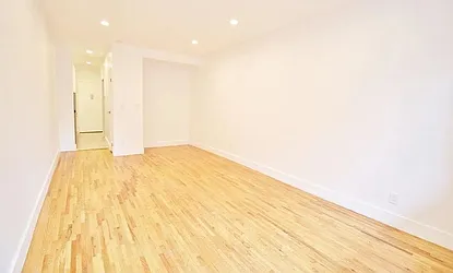 Rented by Mossanen Group