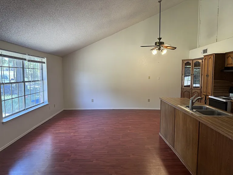 8171 E McKinney St #8171 — Photo 5