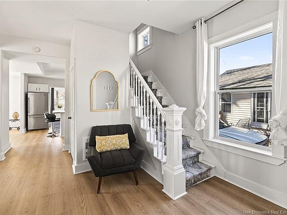 4th image of 46 Lefurgey Ave