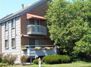 201 Ohio St APT I, Marietta, OH 45750