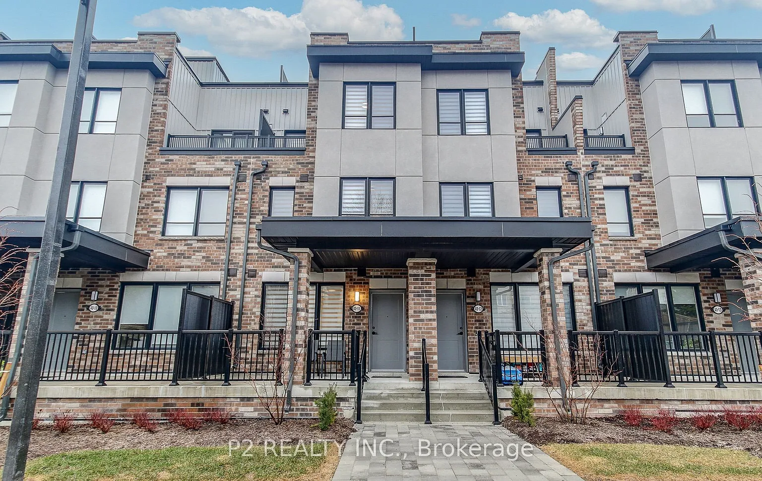 40 Baynes Way #11 photo 1