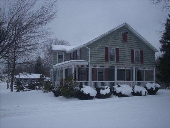 2nd image of 3690 North Broadway