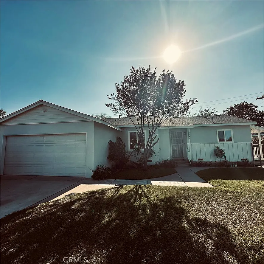 3 bed, 1132 sqft, $2,875 — Photo 1