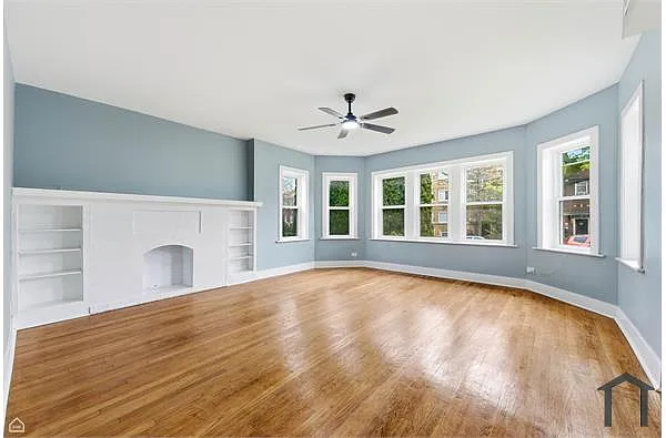 Photo 2 of 30 - 7824 S Euclid Ave #2 - Chicago, IL Building Photo - 7824 S Euclid Ave #2