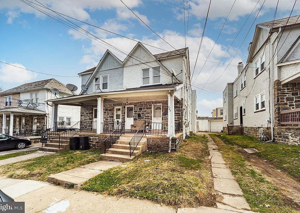 1st image of 207 Berbro Ave