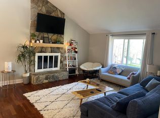 10129 Eagle Ct, Charlotte, NC 28277