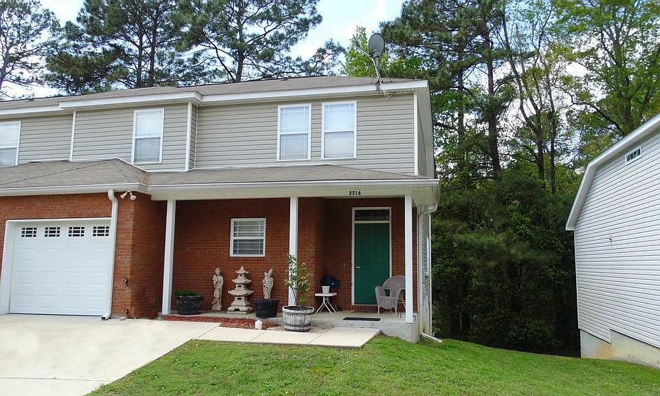 1st image of 2216 Delta Ln