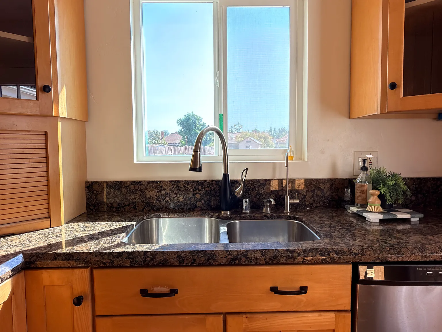 3 bed, 1500 sqft, $3,500 — Photo 4
