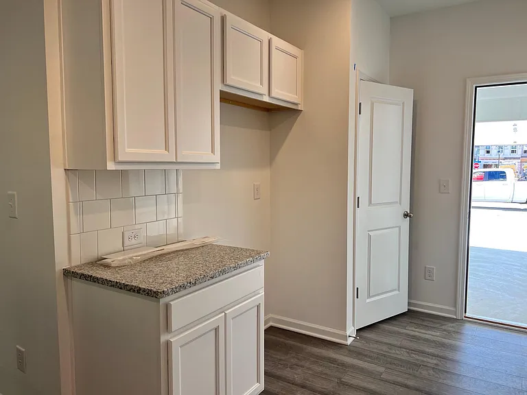 3326 Colbury St — Photo 5