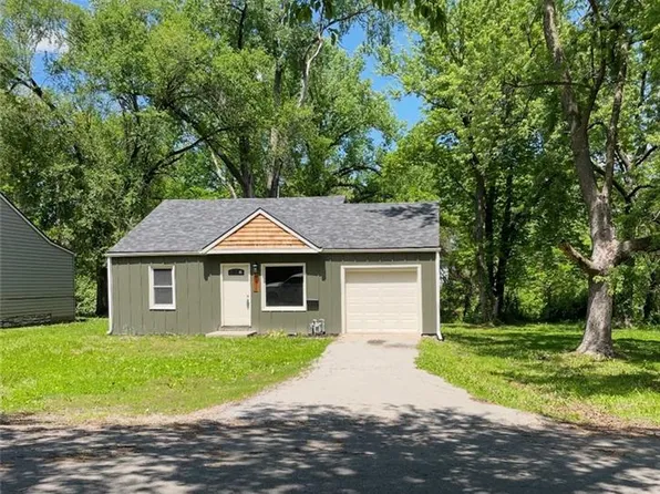 4110 Waverly Ave, Kansas City, KS 66104