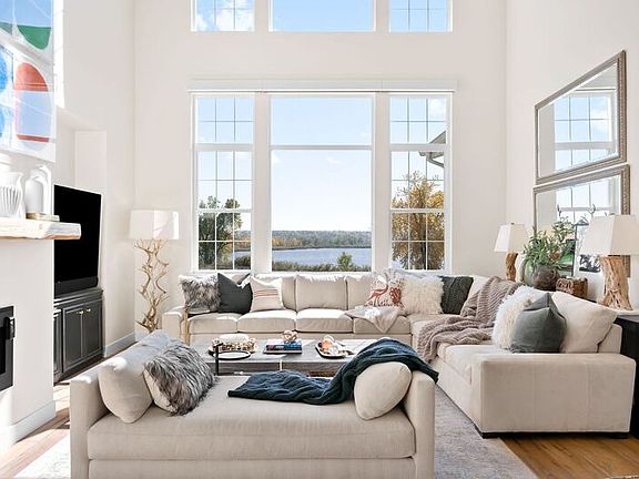 3rd image of 3 Wild Plum Ct