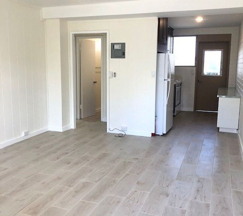 1st image of 1715 Young St #1