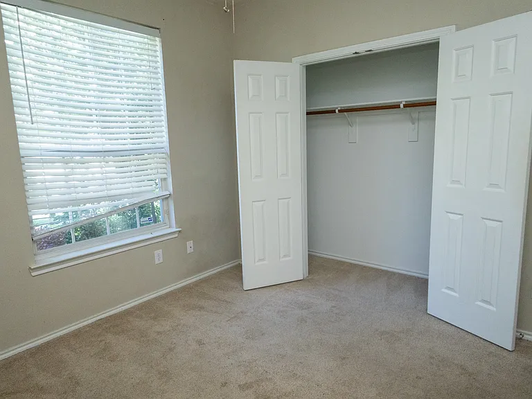 1407 Hazelwood Dr — Photo 20
