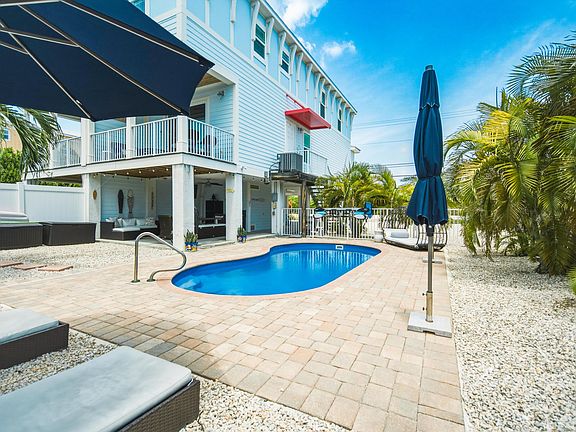 4th image of 219 Sombrero Beach Rd #2