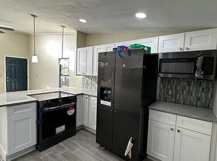 584 Robin Ct, Apopka, FL 32712