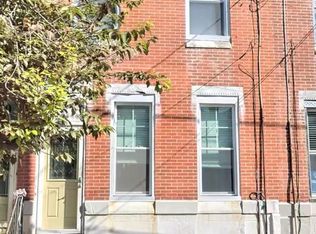 2422 Cedar St, Philadelphia, PA 19125