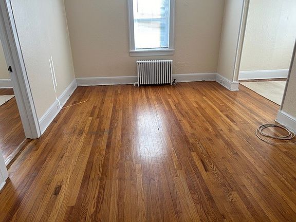 5th image of 2309 Stoneybrook Ave #2