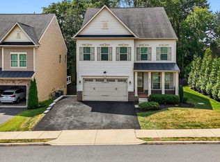 9093 Bear Branch Pl, Fairfax, VA 22031