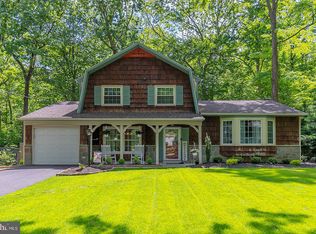 220 Highgate Ln, Cherry Hill, NJ 08003