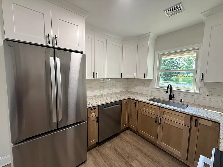 52 Inland Rd — Photo 3