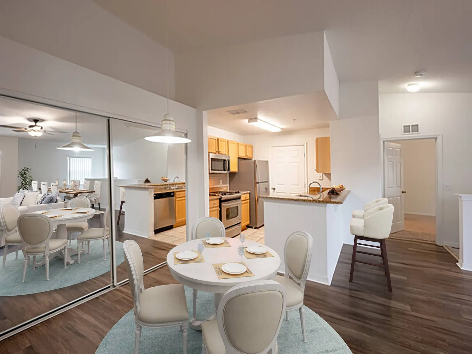 Enterprise Cove Apts — Photo 4