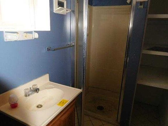 Bathroom 2 of 2
