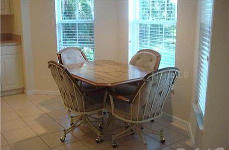 5th image of 1080 Live Oak Cir