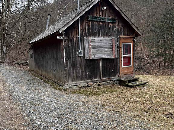 2nd image of 3465 Lamb Hill Road